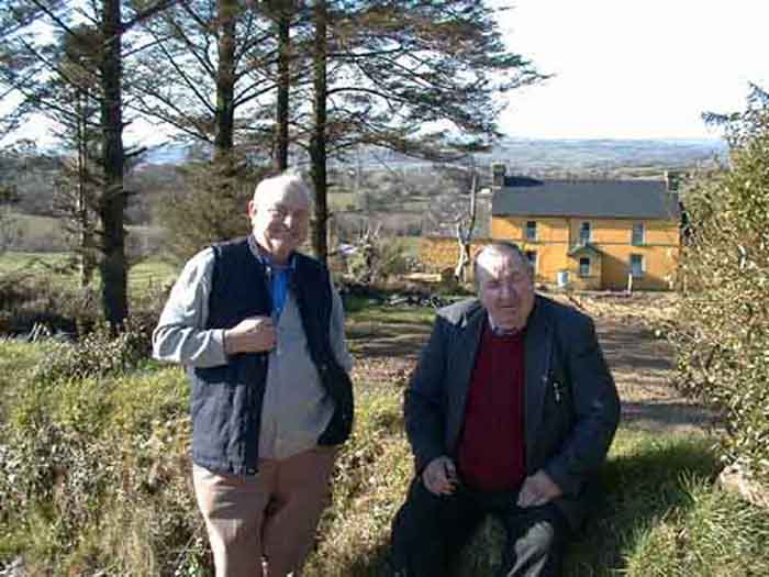 Tommy Bradfield and Johnnie O'Driscoll in Boulteen 2.jpg 49.0K